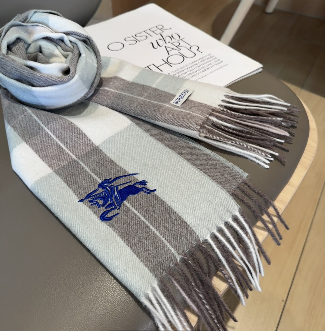 Burberry scarf