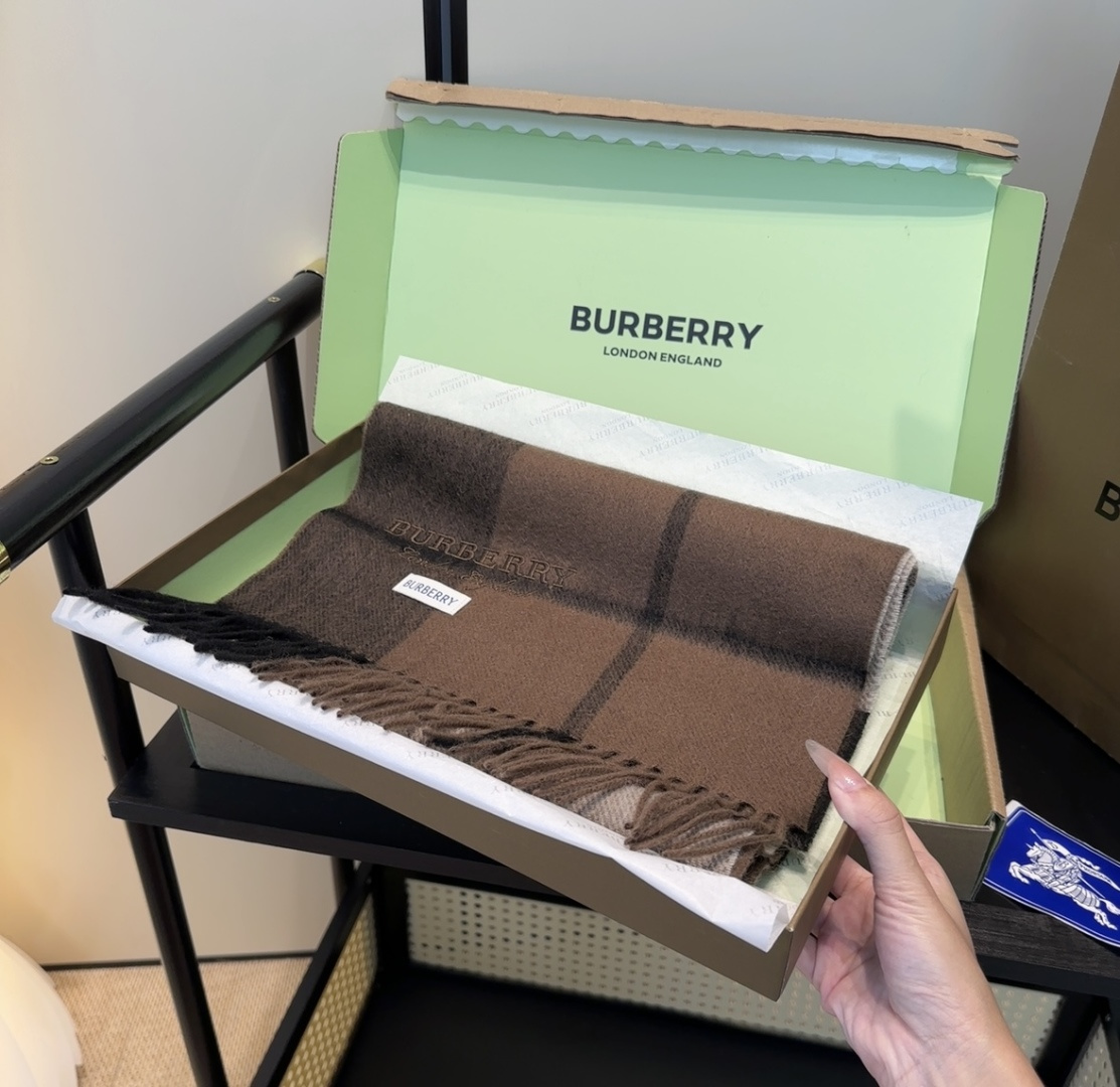 Burberry scarf