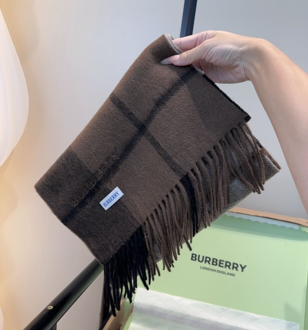 Burberry scarf