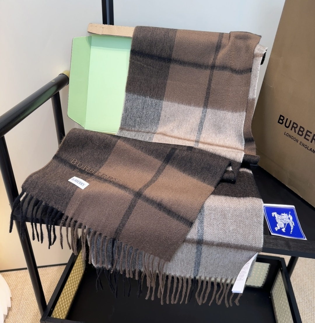Burberry scarf