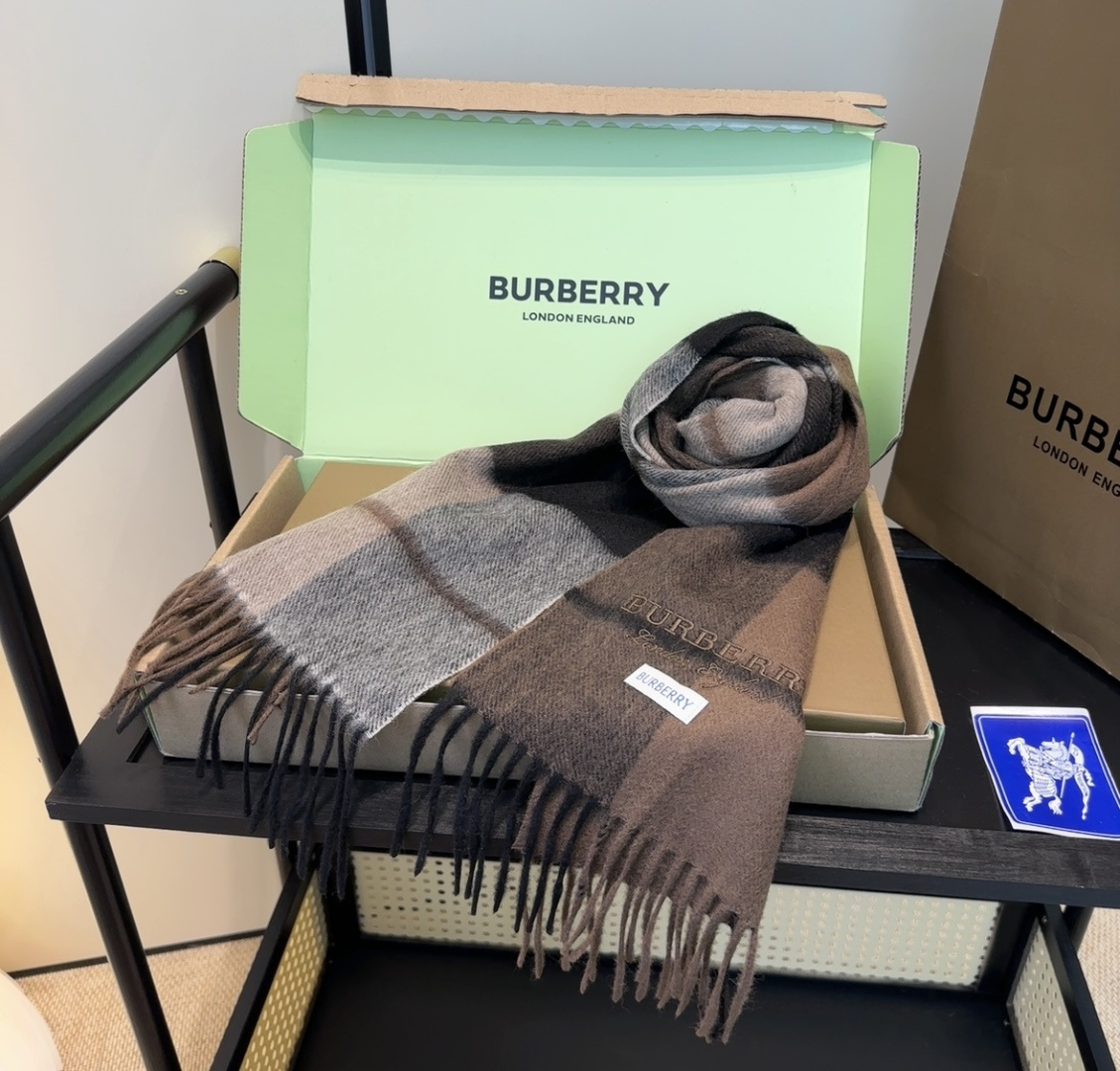 Burberry scarf
