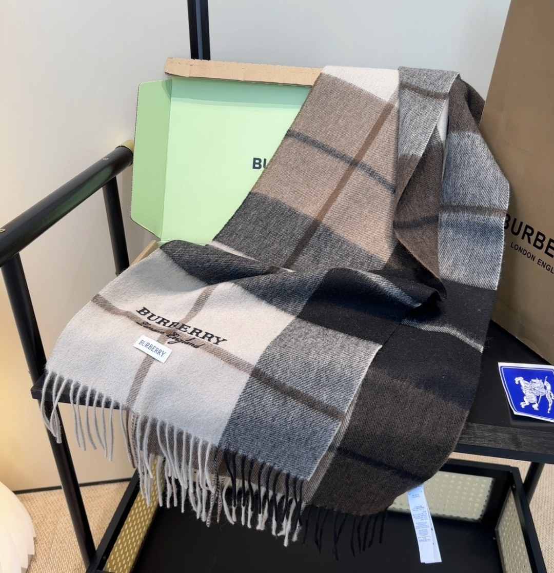 Burberry scarf