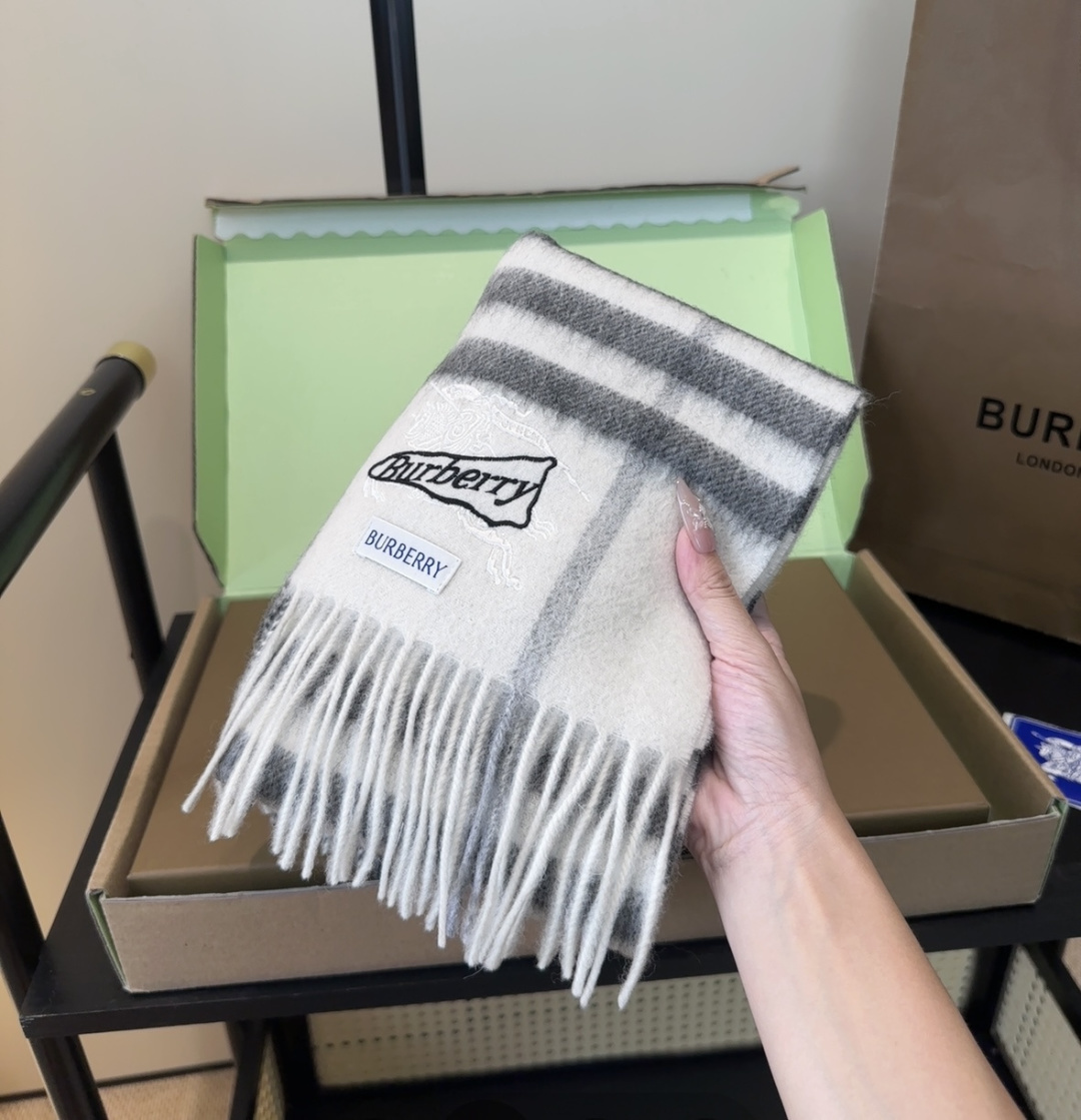 Burberry scarf