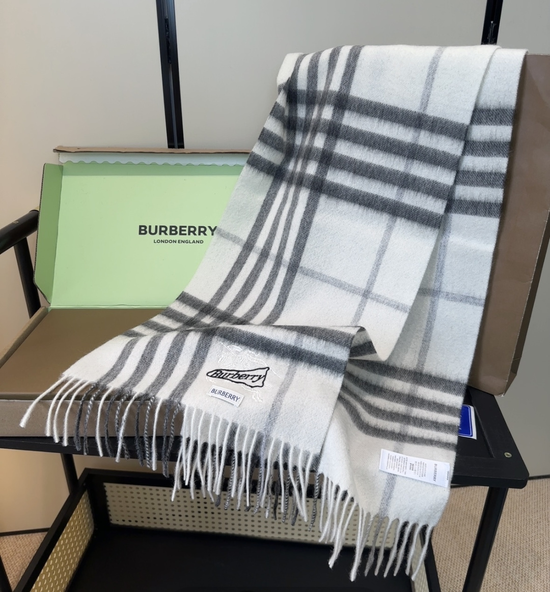 Burberry scarf