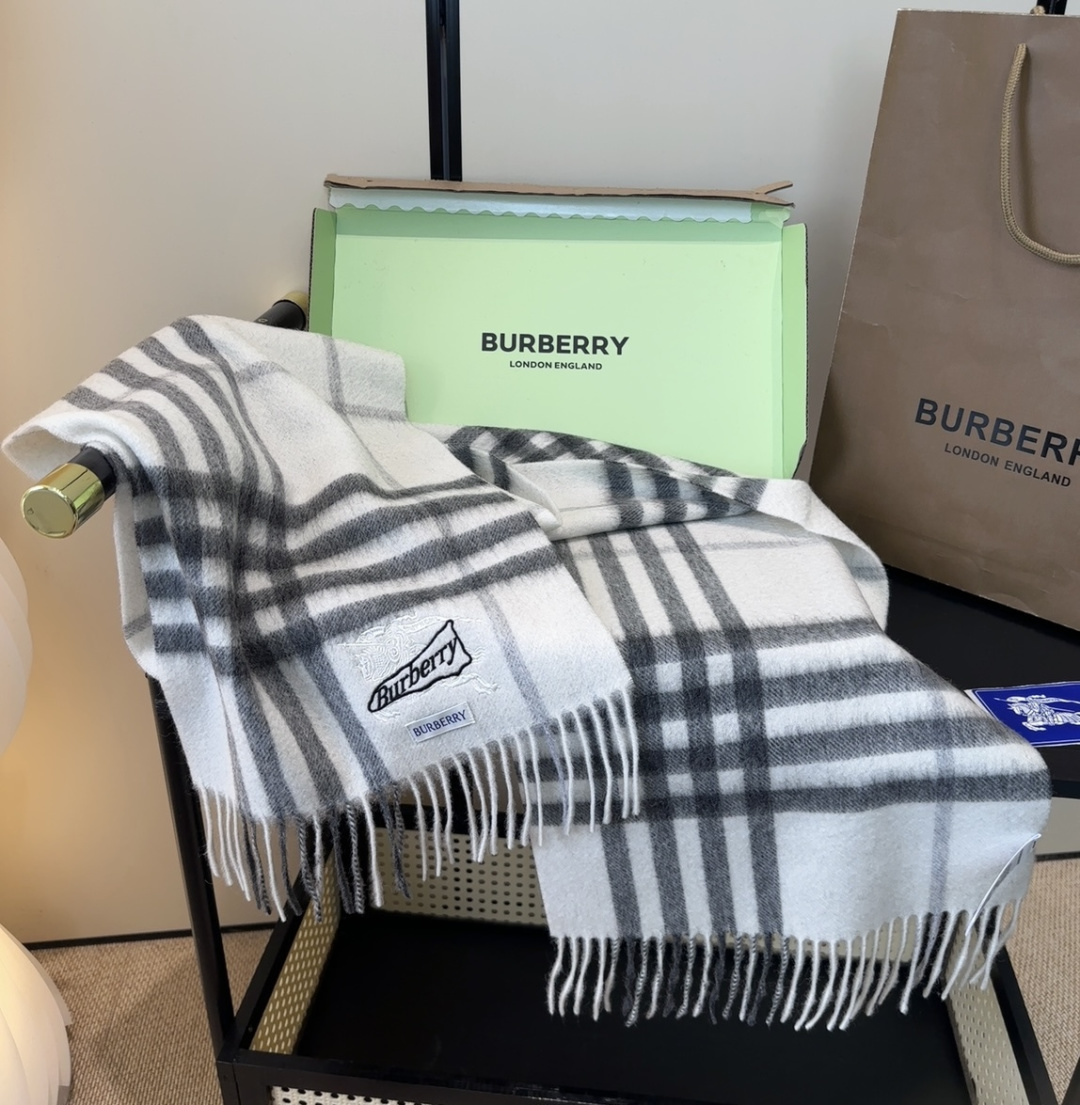 Burberry scarf