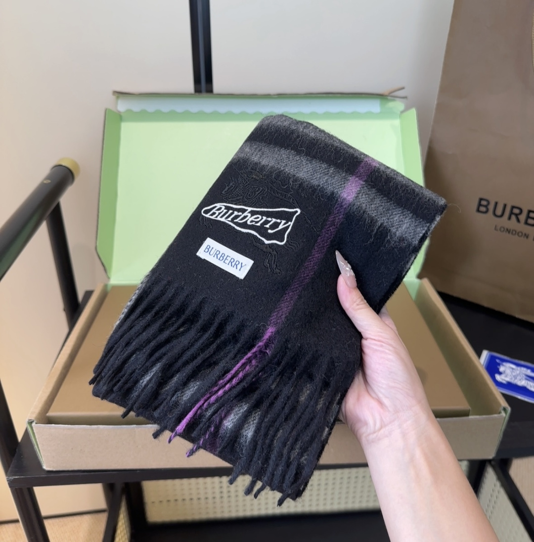 Burberry scarf