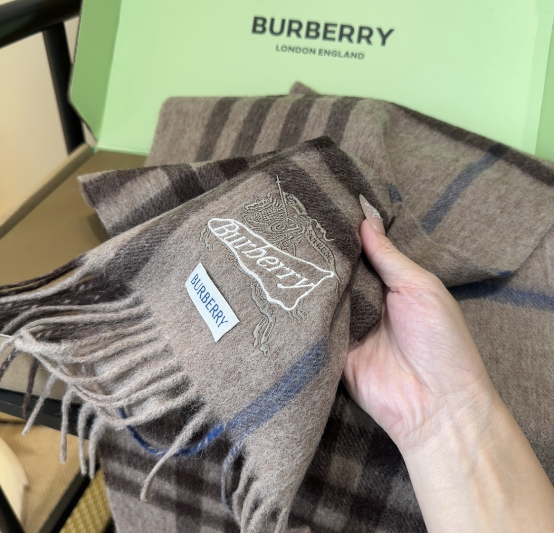 Burberry scarf