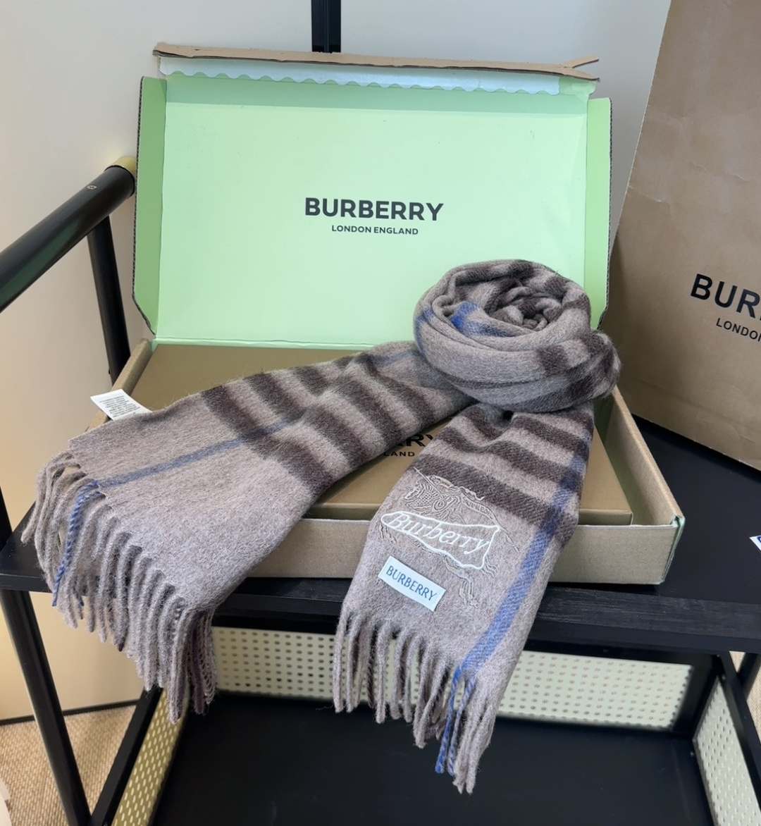 Burberry scarf