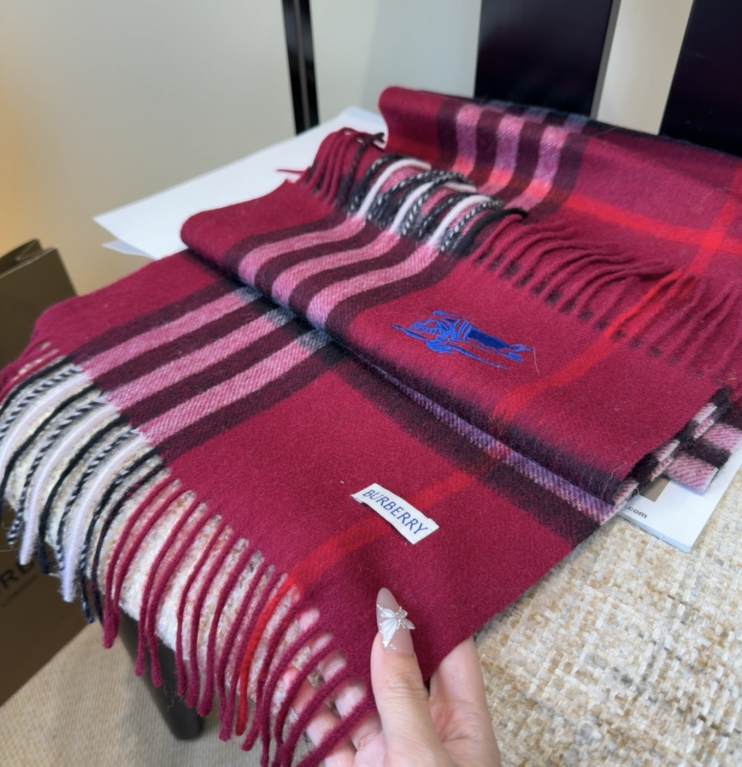 Burberry scarf