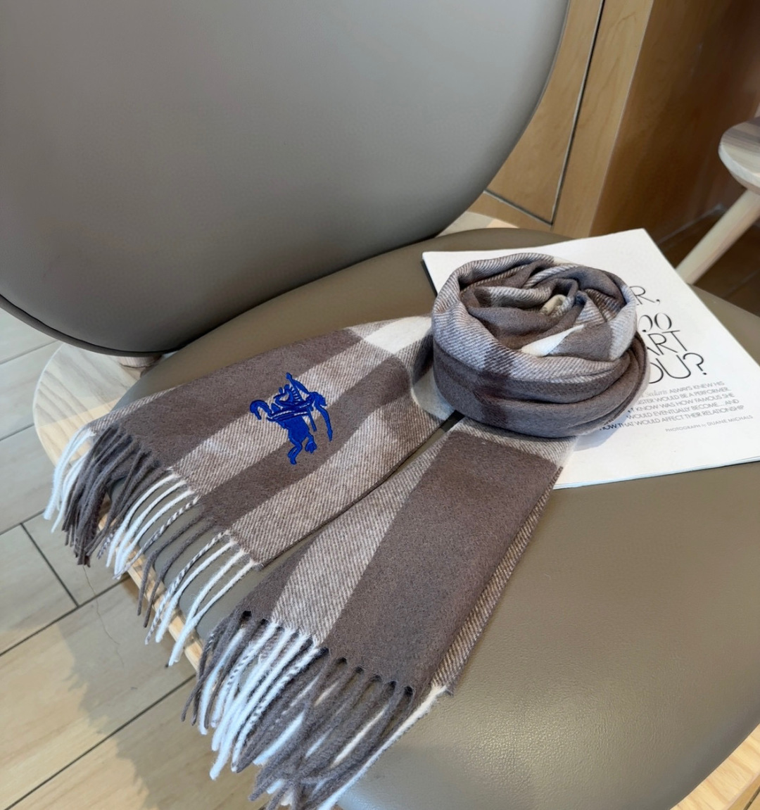 Burberry scarf