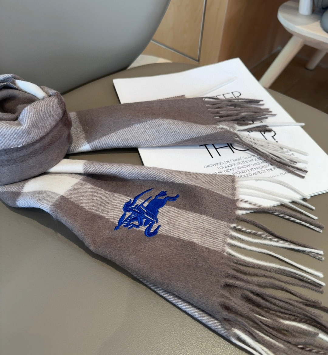 Burberry scarf
