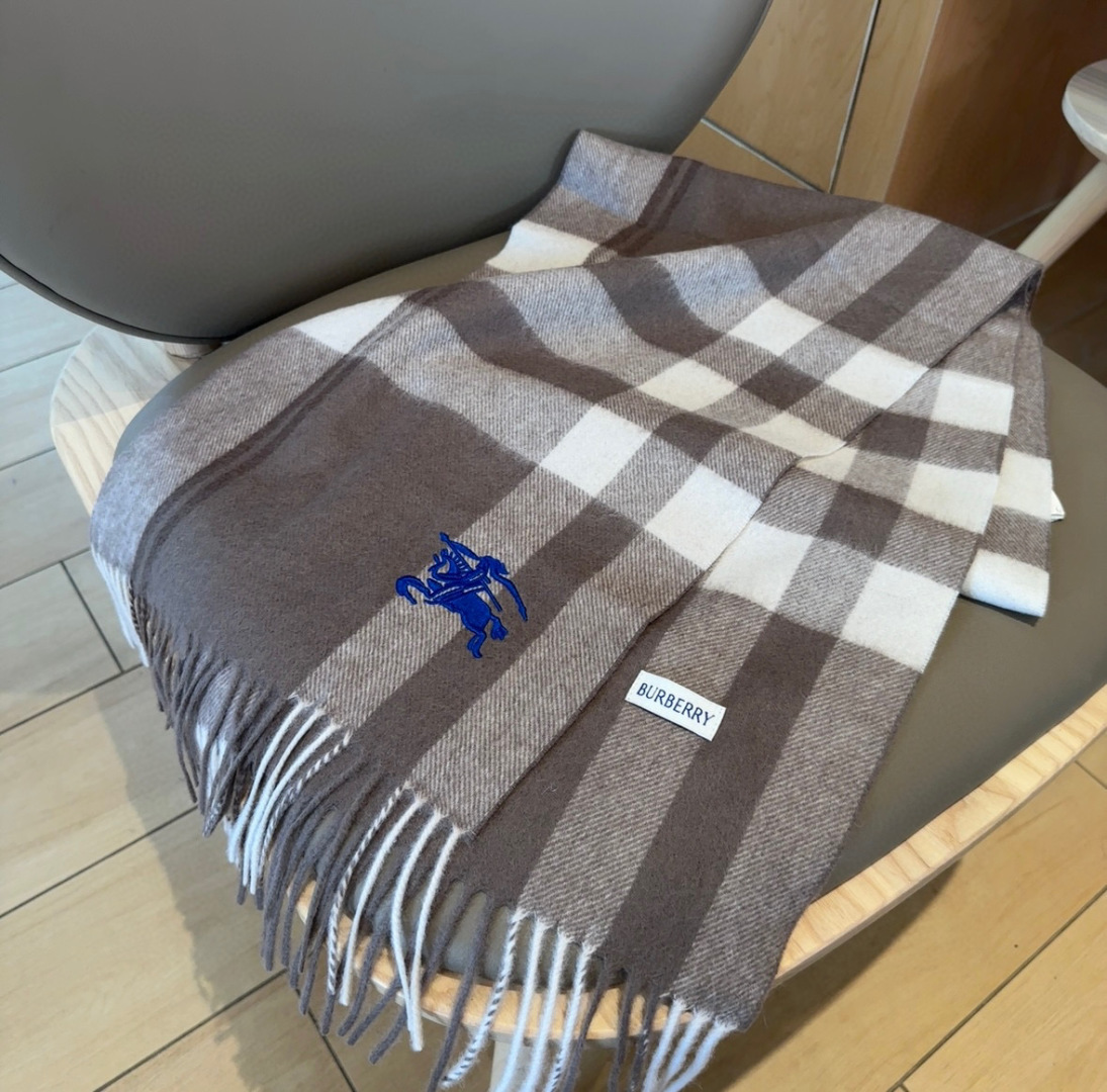 Burberry scarf