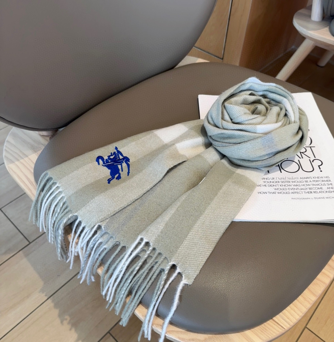 Burberry scarf