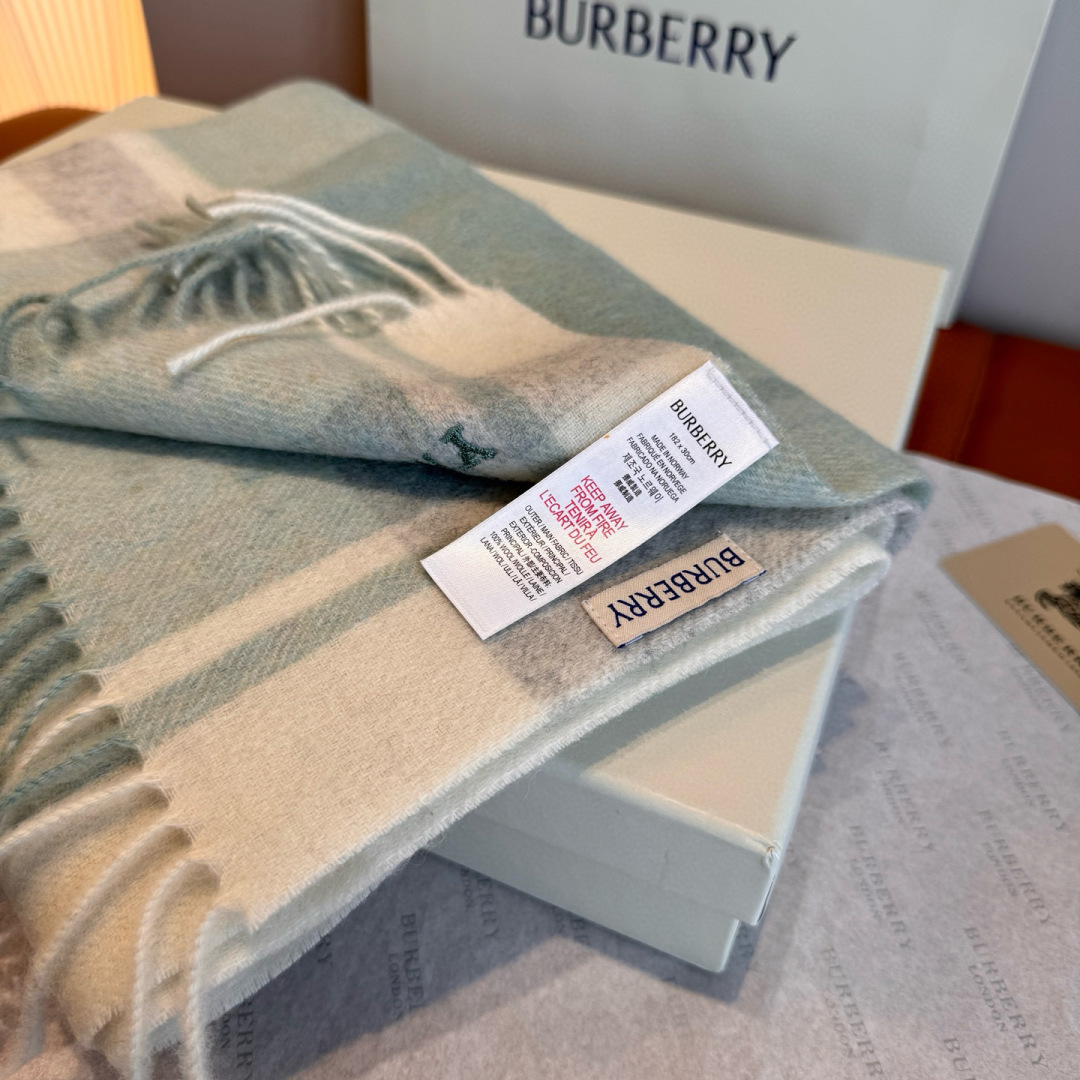 Burberry scarf