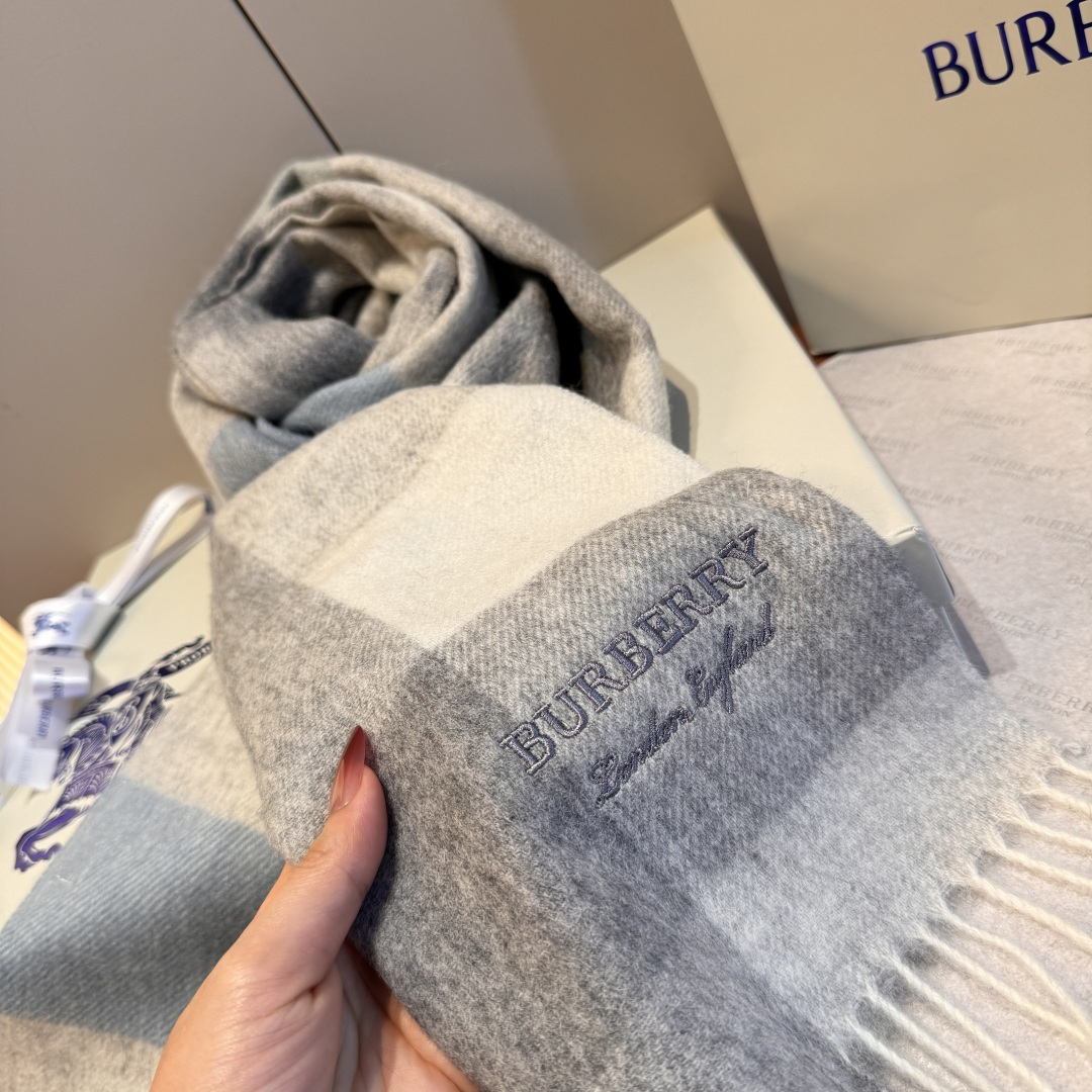 Burberry scarf