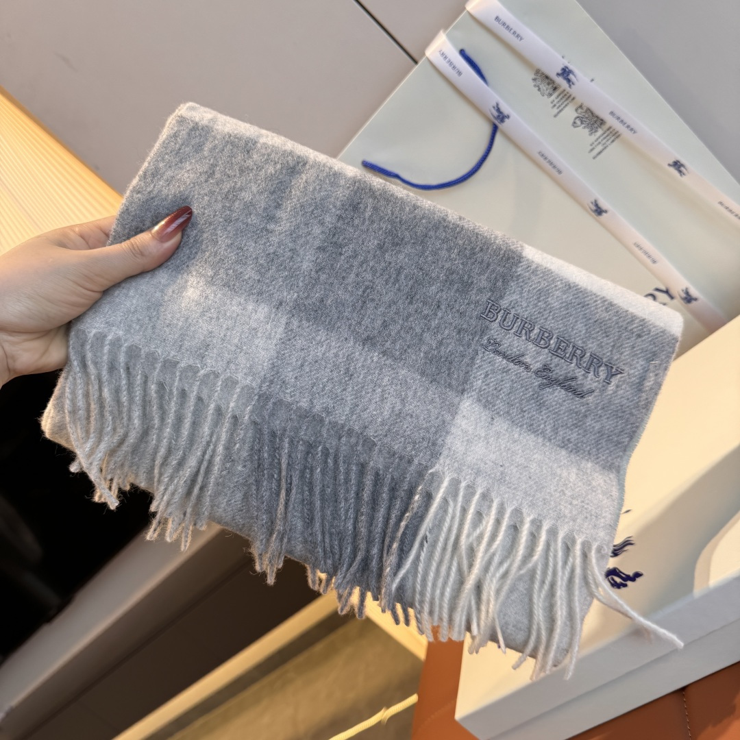 Burberry scarf
