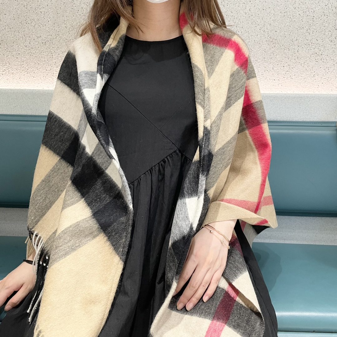 Burberry scarf