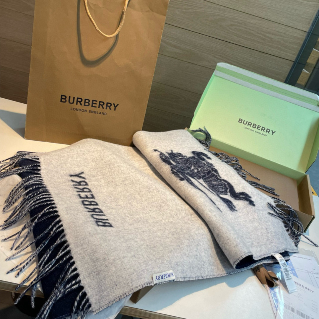 Burberry scarf