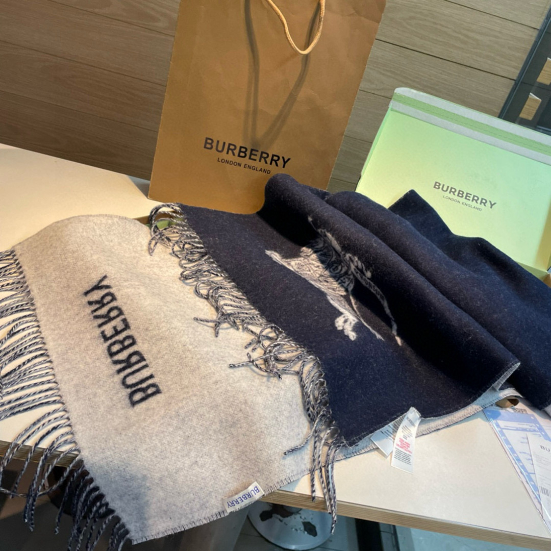 Burberry scarf