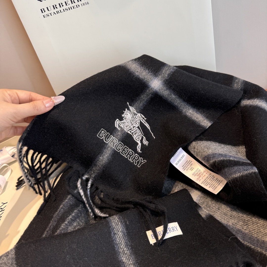 Burberry scarf