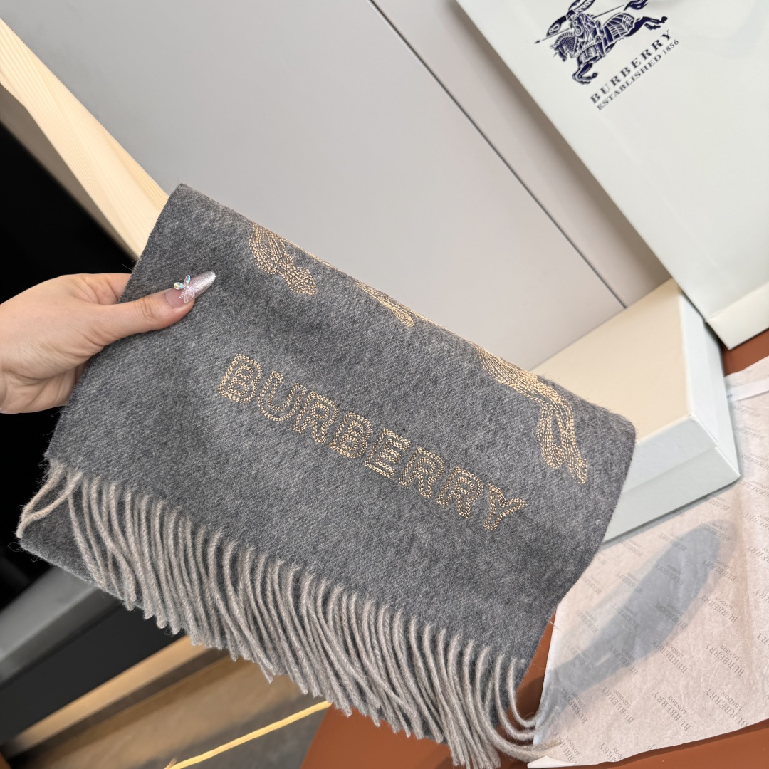 Burberry scarf