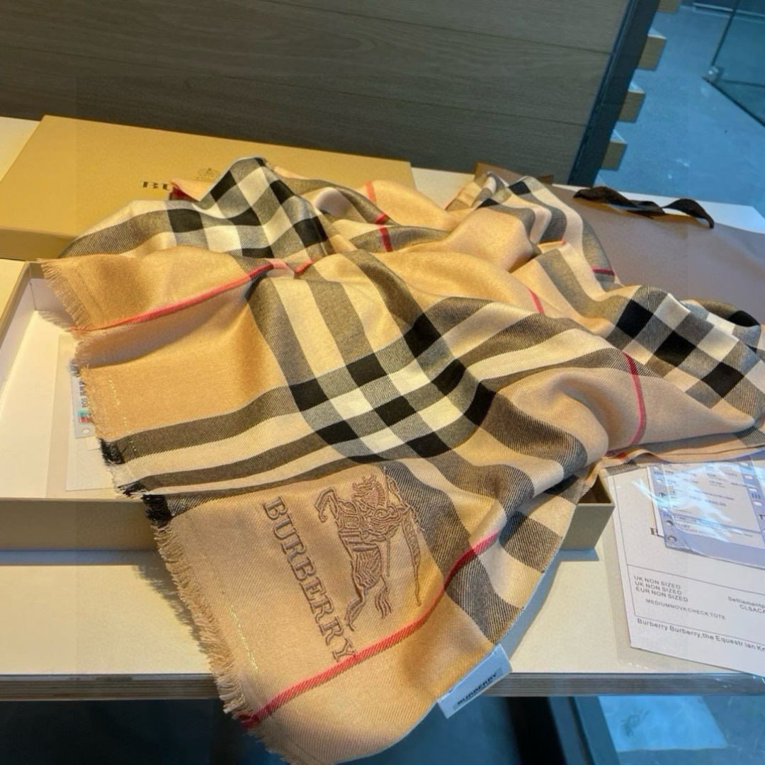 Burberry scarf