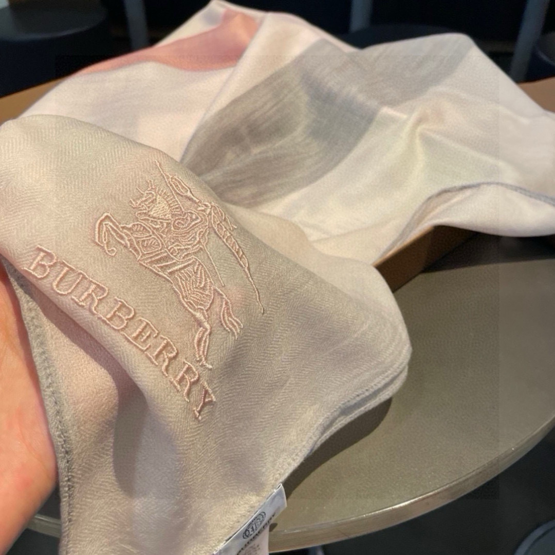 Burberry scarf