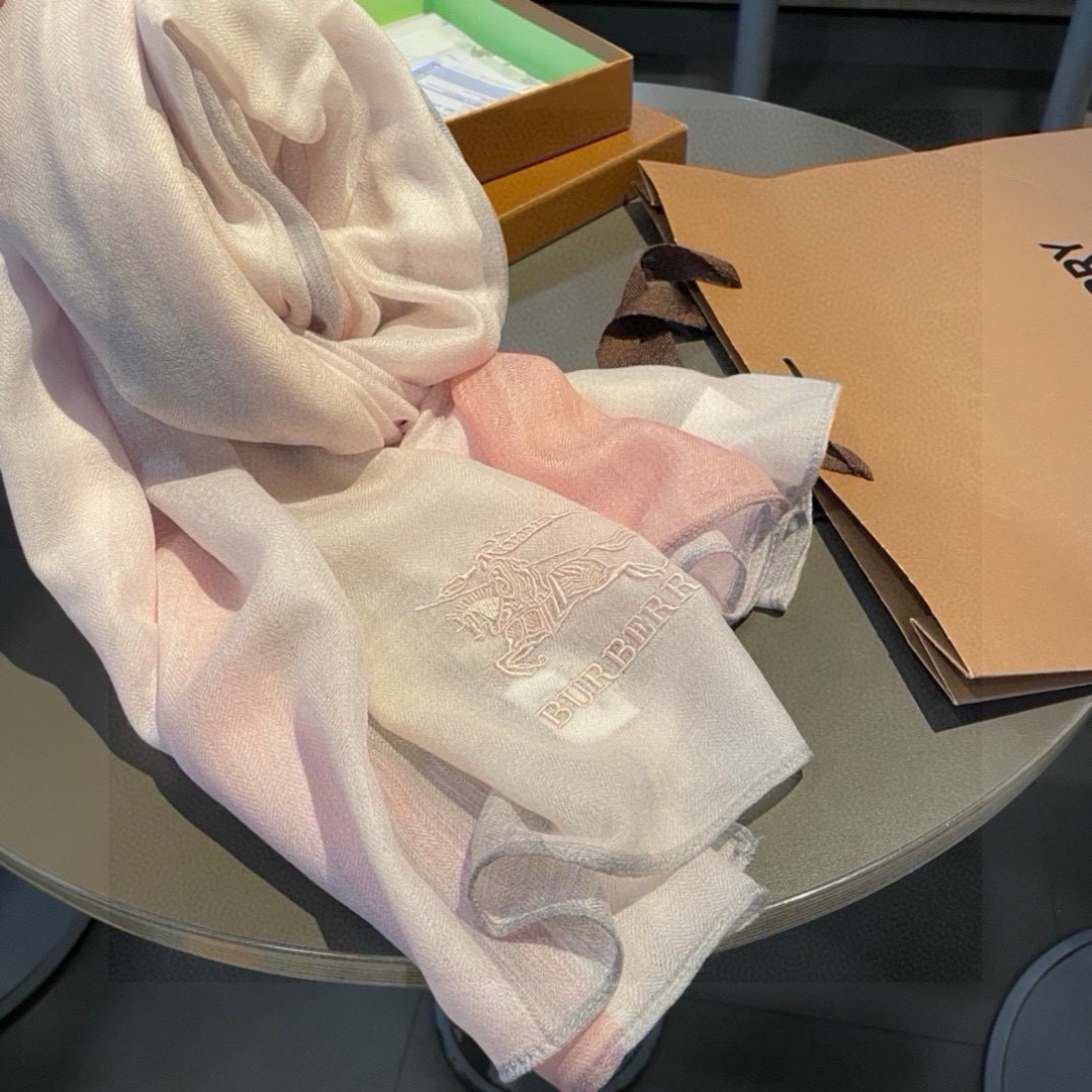 Burberry scarf