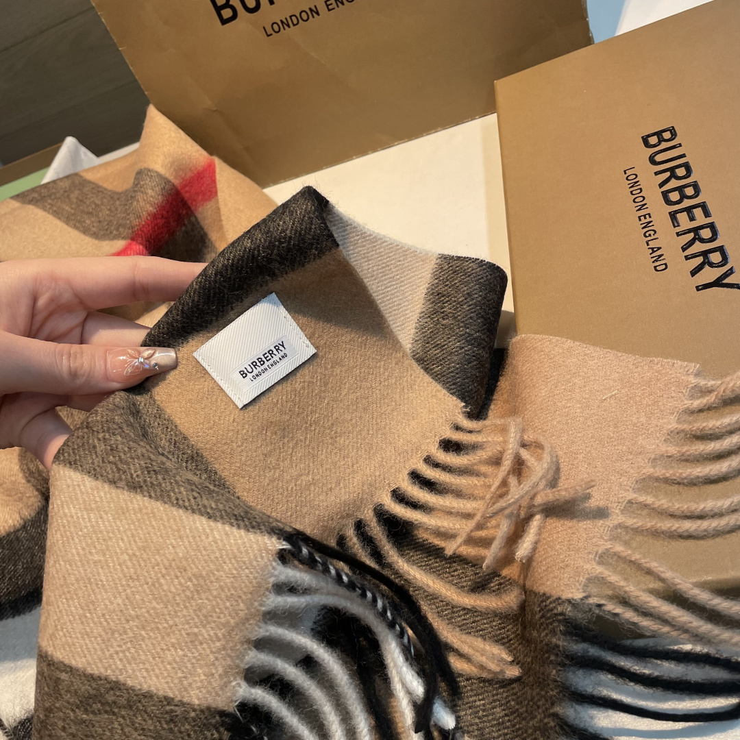 Burberry scarf