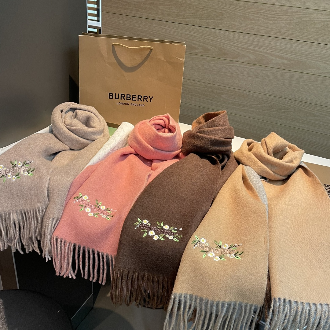 Burberry scarf