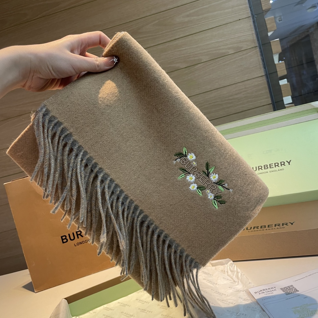 Burberry scarf