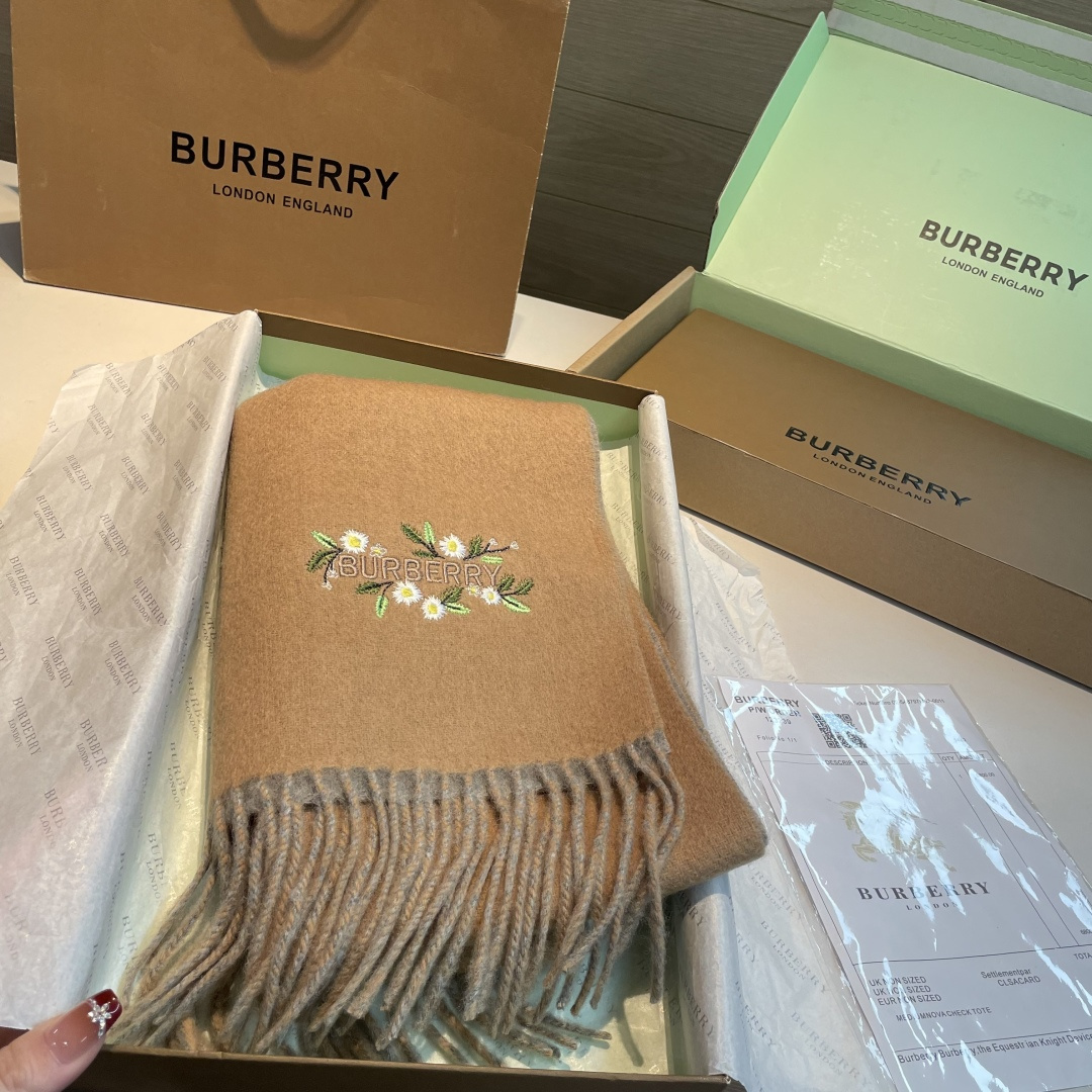 Burberry scarf