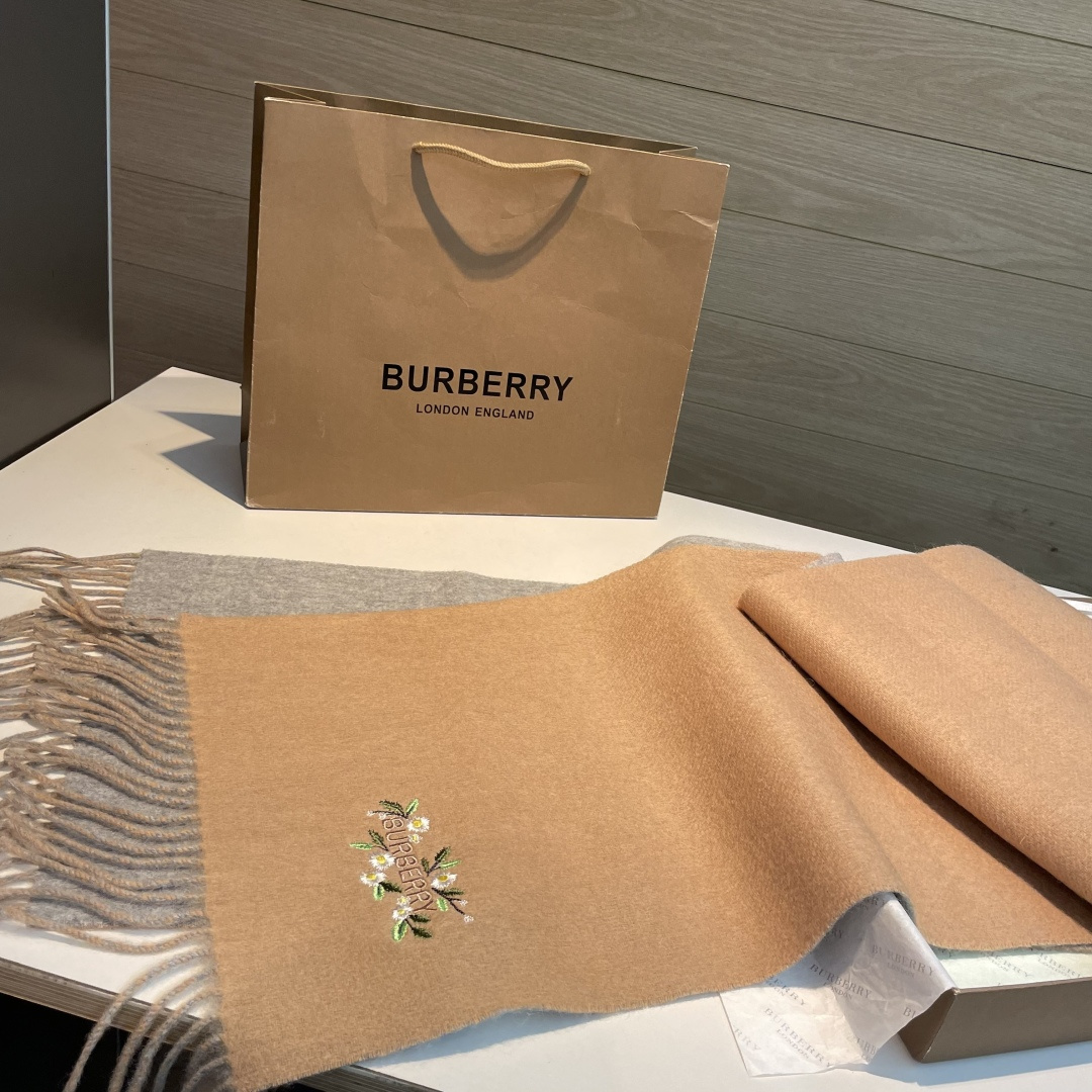 Burberry scarf