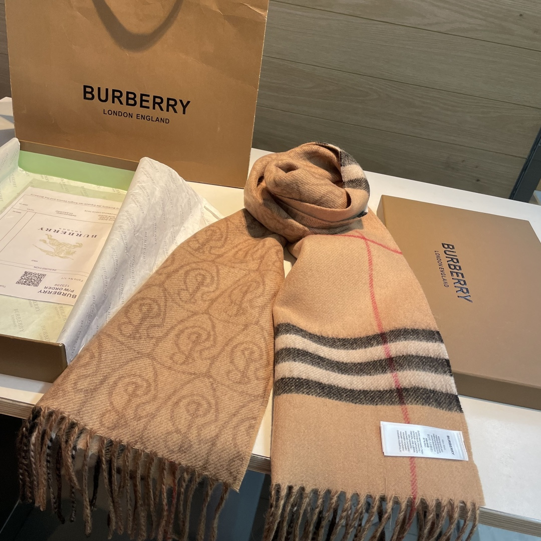 Burberry scarf
