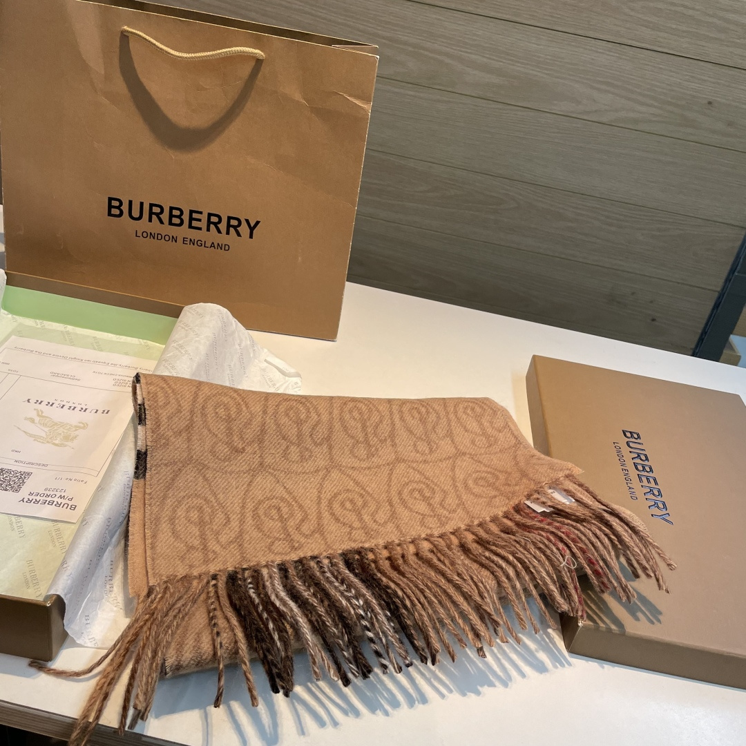 Burberry scarf