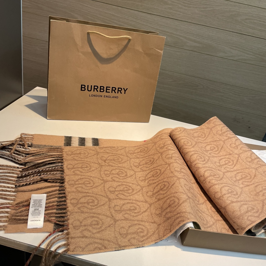 Burberry scarf