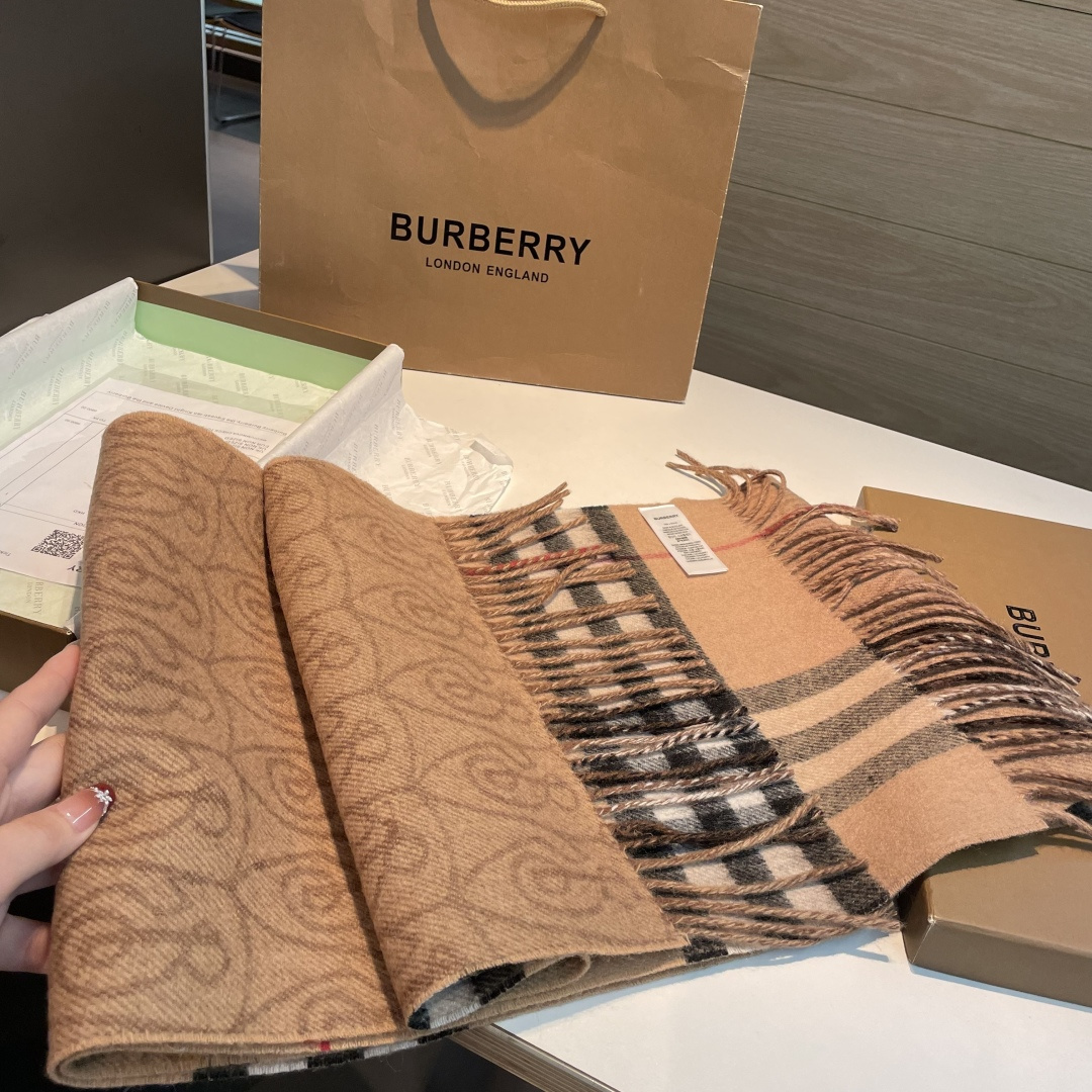 Burberry scarf