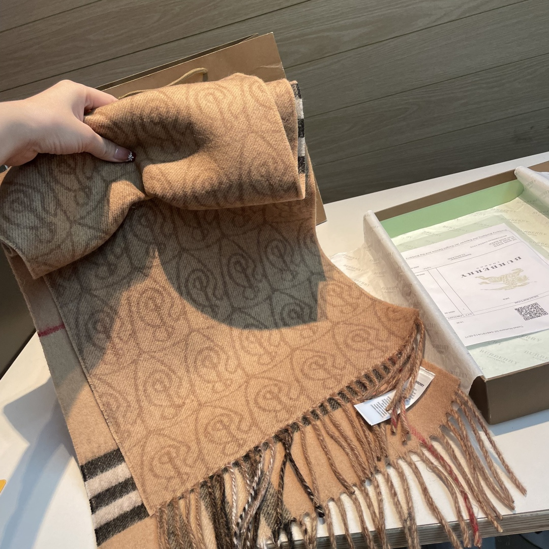Burberry scarf