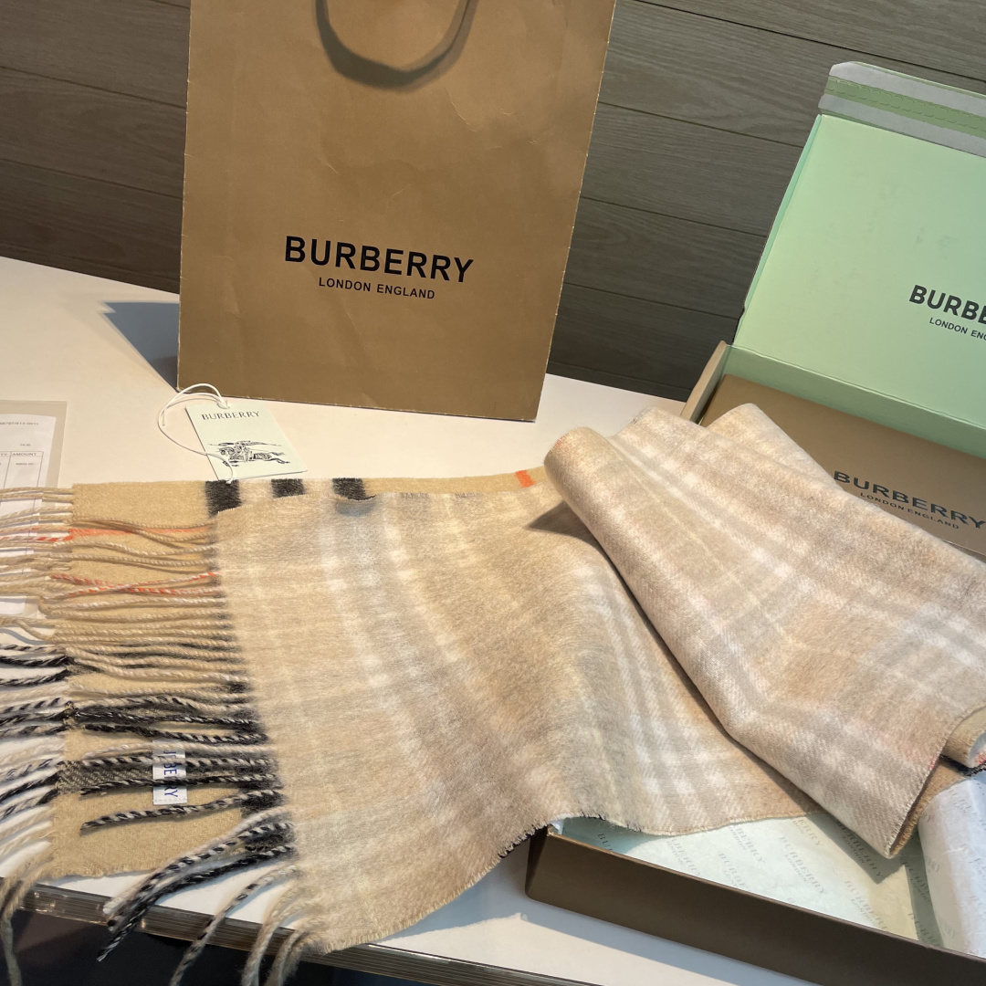 Burberry scarf