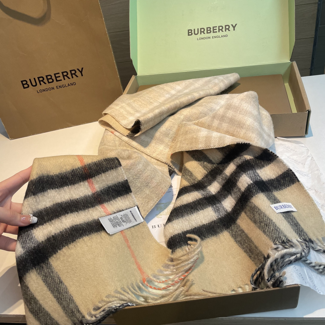 Burberry scarf