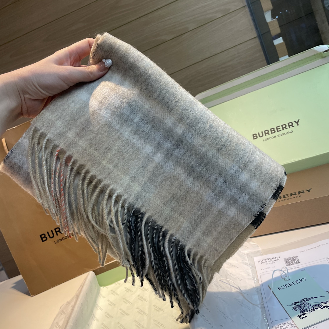 Burberry scarf
