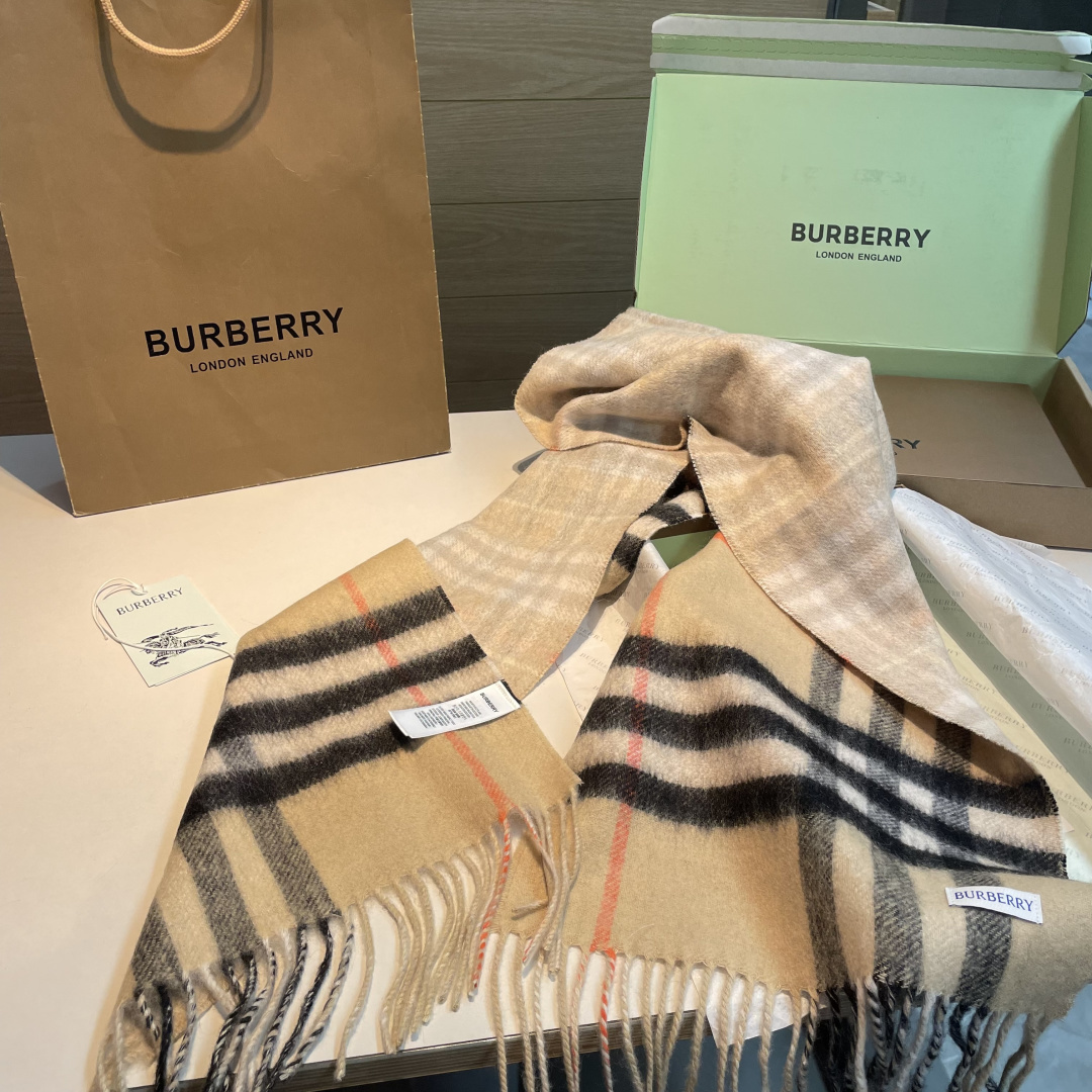 Burberry scarf