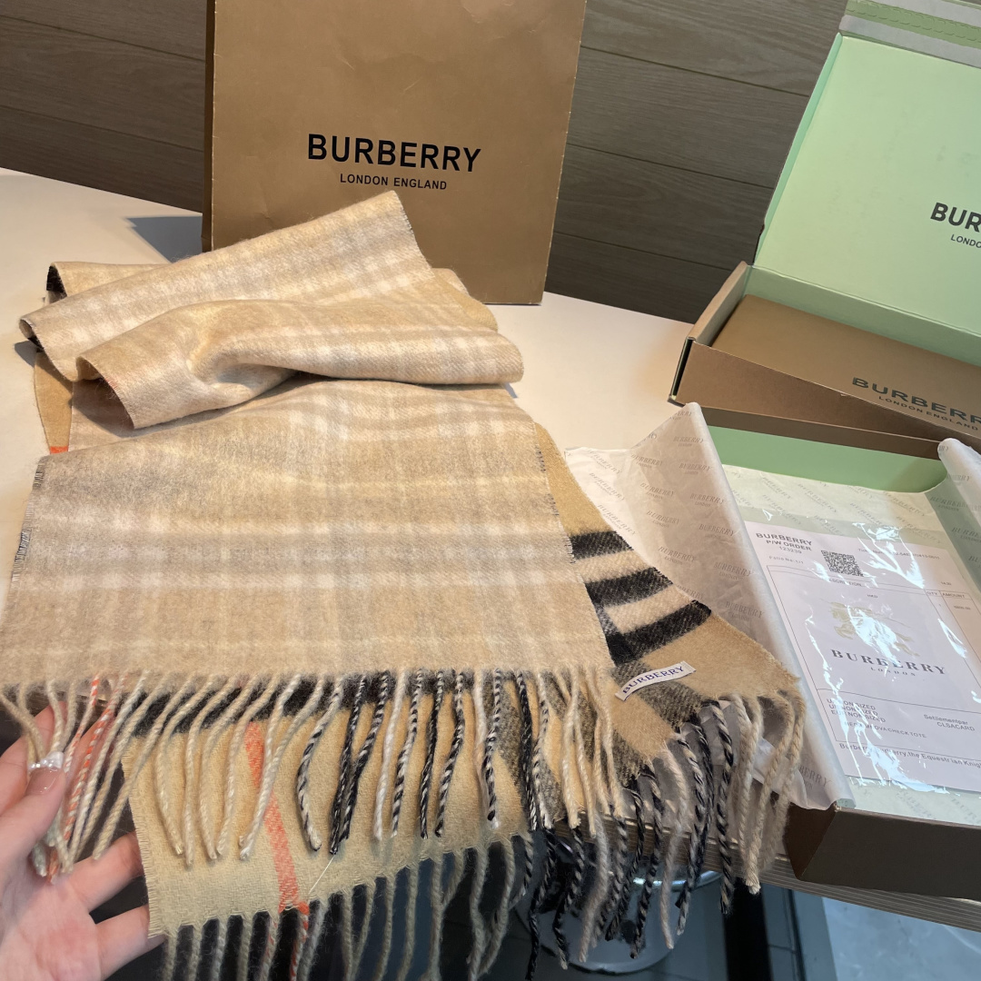 Burberry scarf