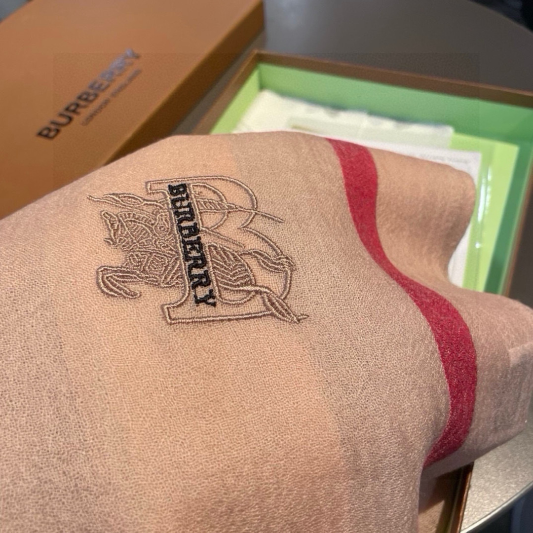 Burberry scarf