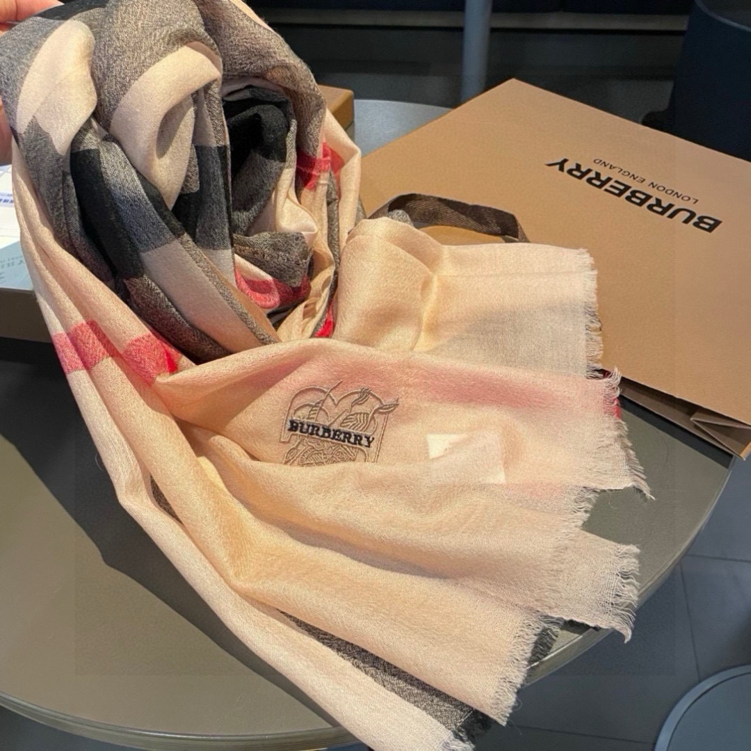 Burberry scarf