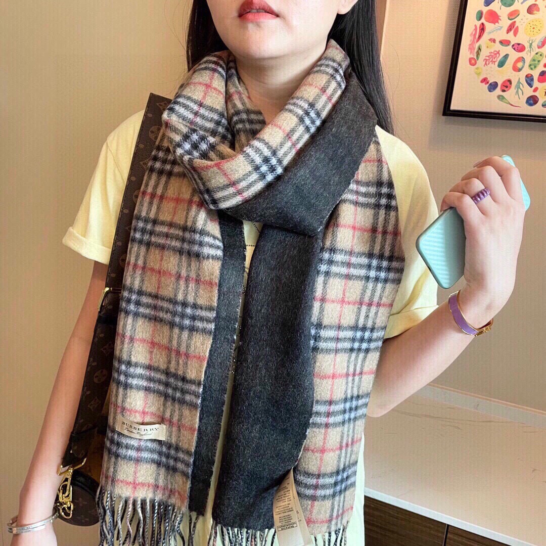 Burberry scarf