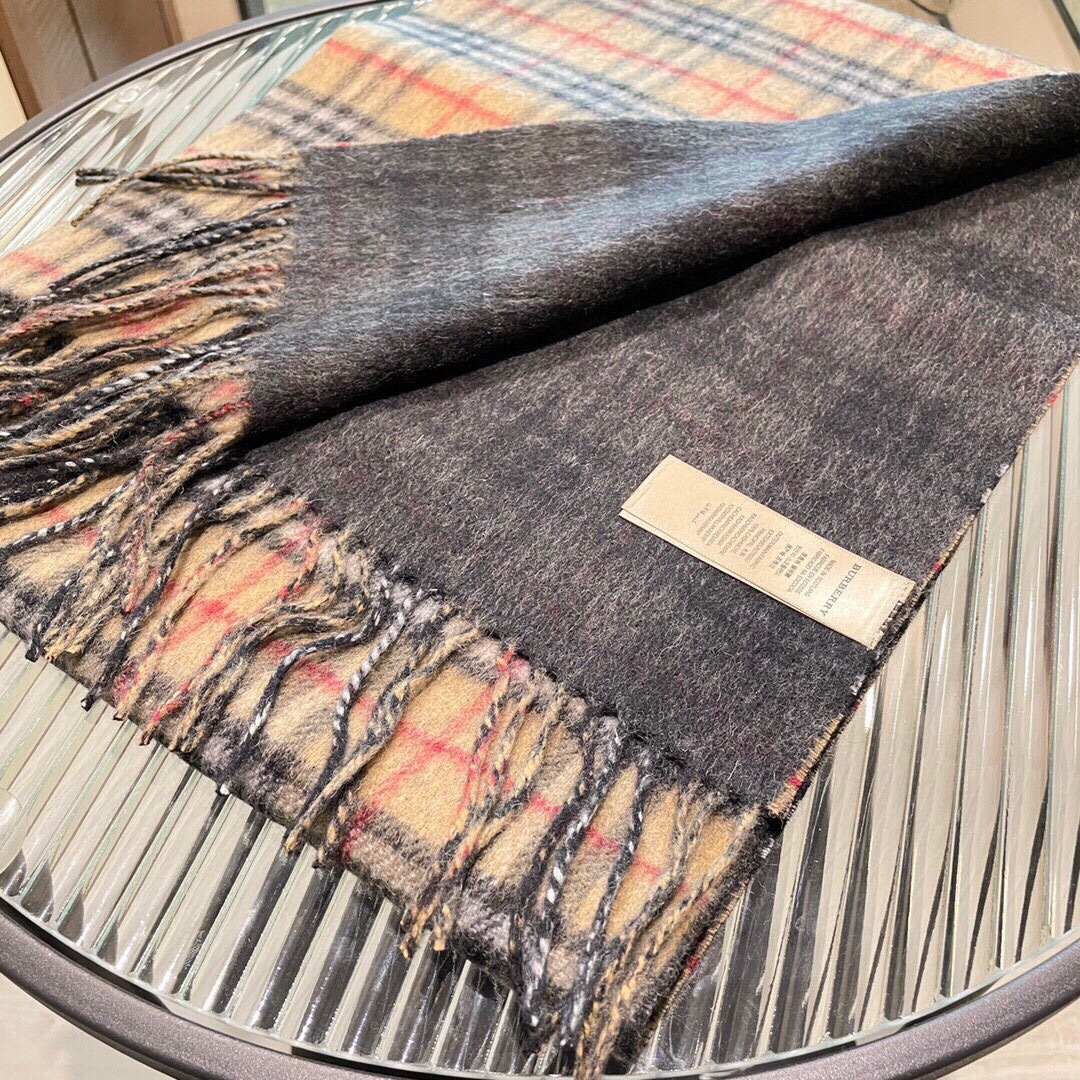 Burberry scarf