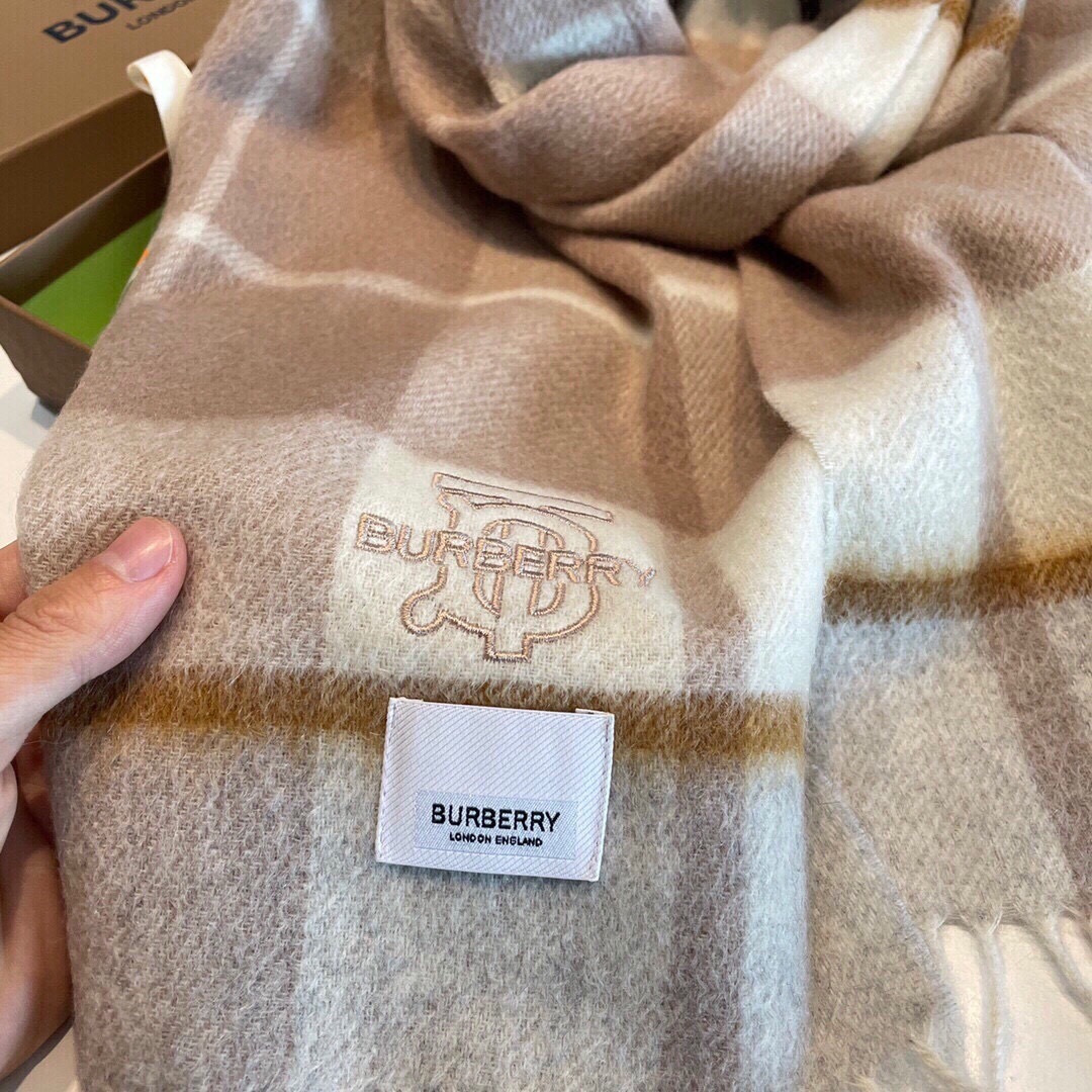 Burberry scarf