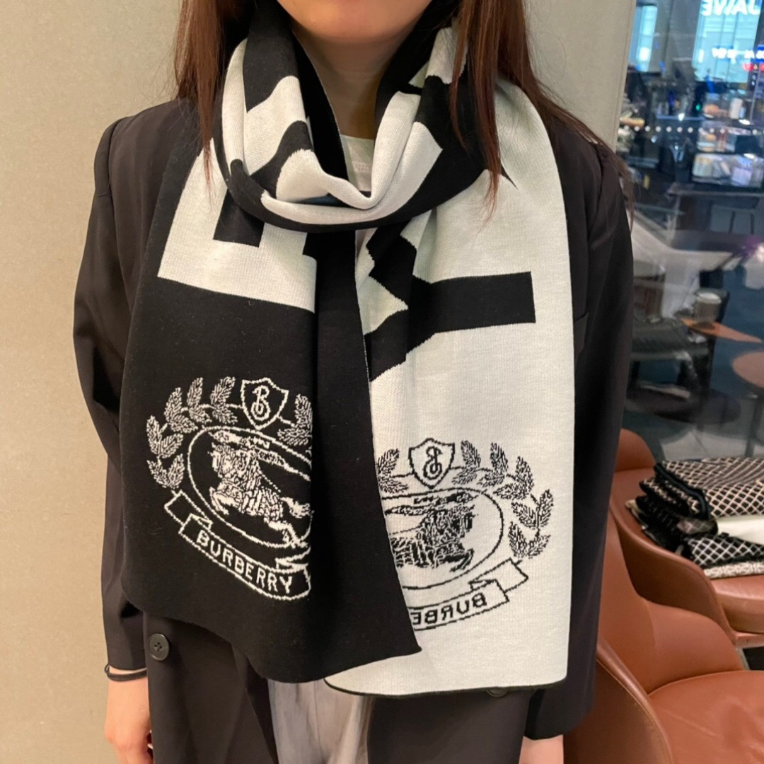 Burberry scarf