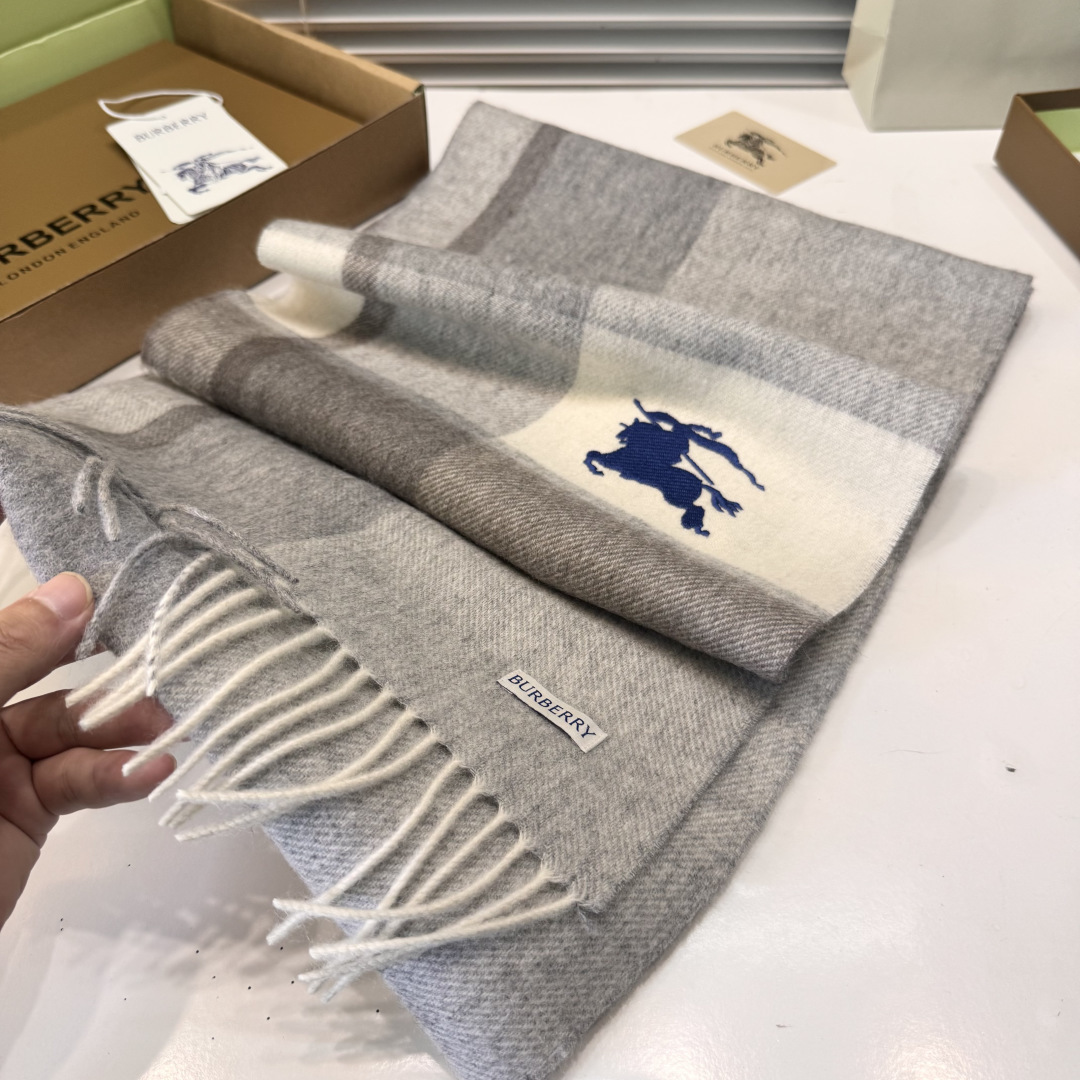 Burberry scarf